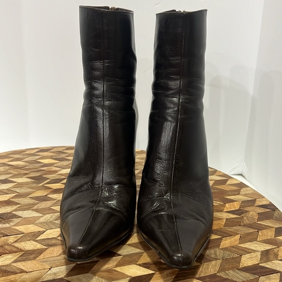 JIMMY CHOO Daisy Dark Brown Leather Ankle Boots 8.5 - Picture 9 of 15